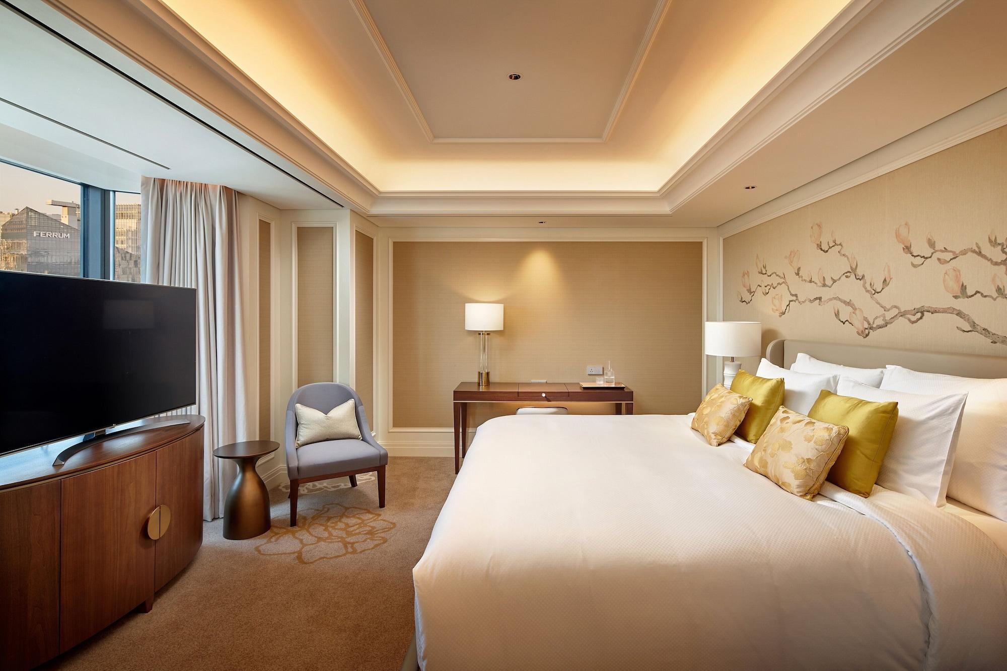 Lotte Hotel Seoul Executive Tower Exterior foto A bedroom at The Ritz-Carlton, Osaka