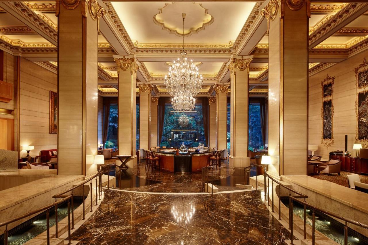 Lotte Hotel Seoul Executive Tower Exterior foto The lobby of the hotel
